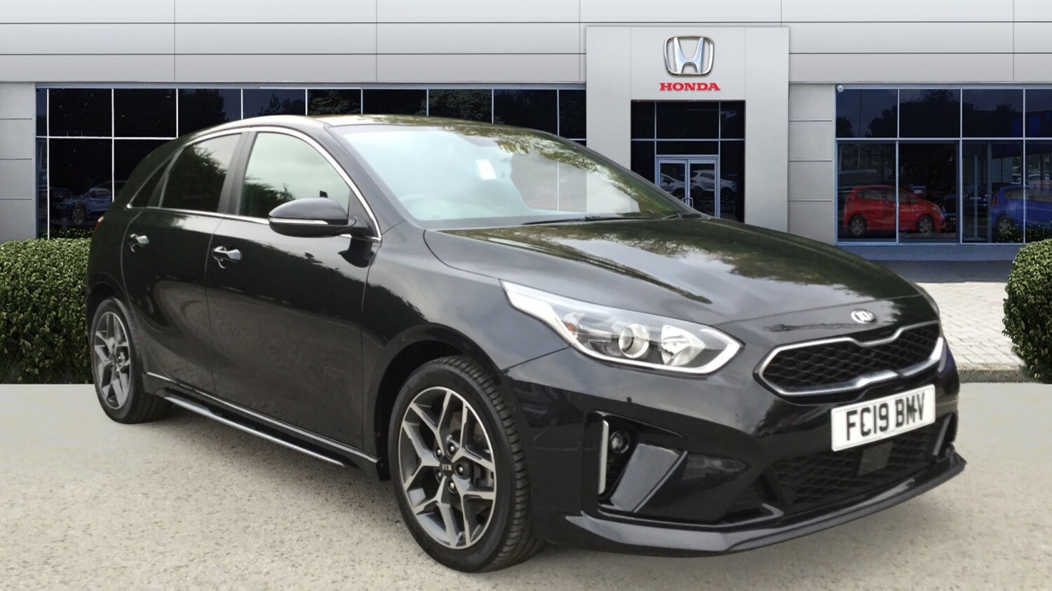 Used Kia Ceed 1.6 CRDi ISG GTLine 5dr Diesel Hatchback for Sale